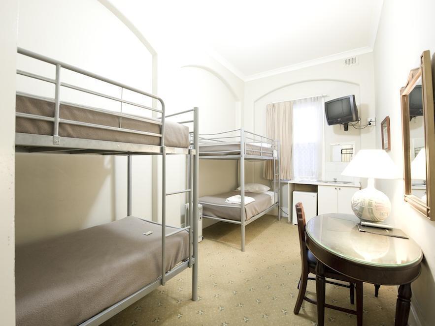 วูลโบรกเกอร์ส แอต ดาร์ลิง ฮาร์เบอร์ โฮเทล Hostel ซิดนีย์ ภายนอก รูปภาพ