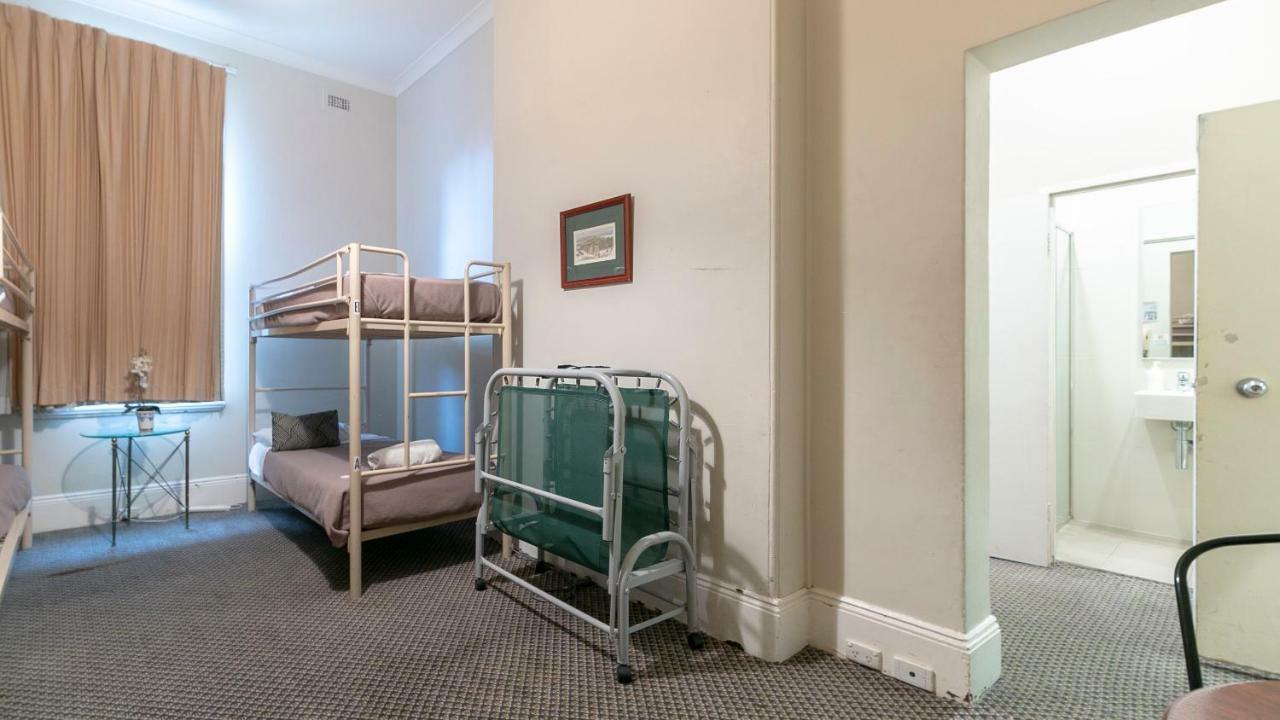 วูลโบรกเกอร์ส แอต ดาร์ลิง ฮาร์เบอร์ โฮเทล Hostel ซิดนีย์ ภายนอก รูปภาพ