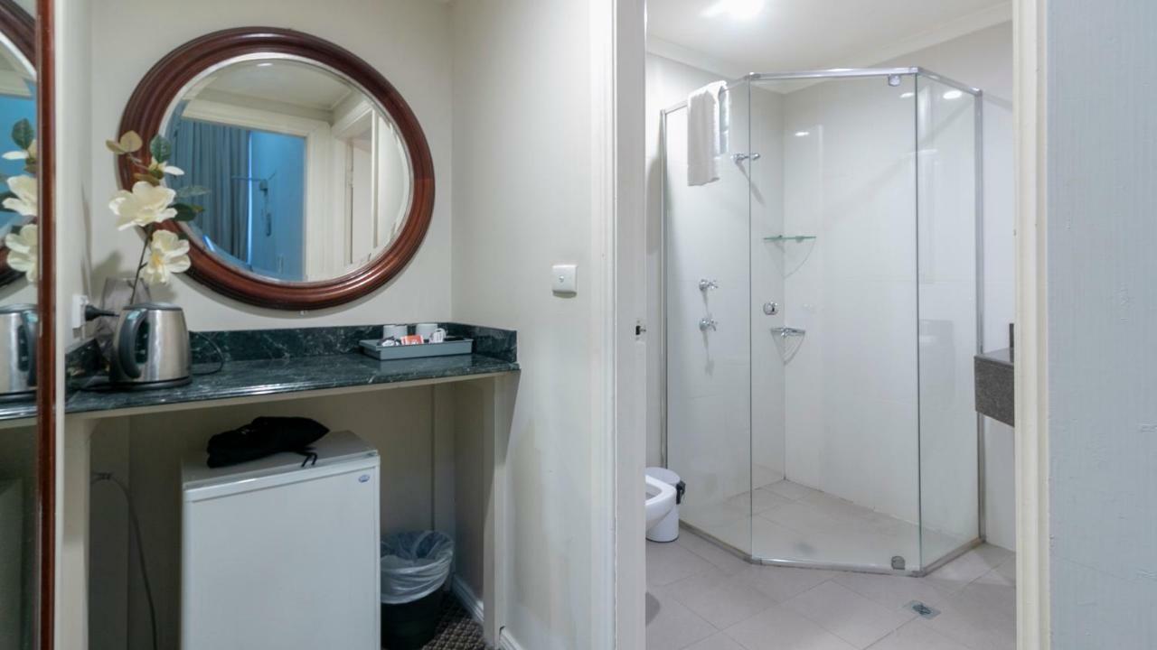 วูลโบรกเกอร์ส แอต ดาร์ลิง ฮาร์เบอร์ โฮเทล Hostel ซิดนีย์ ภายนอก รูปภาพ