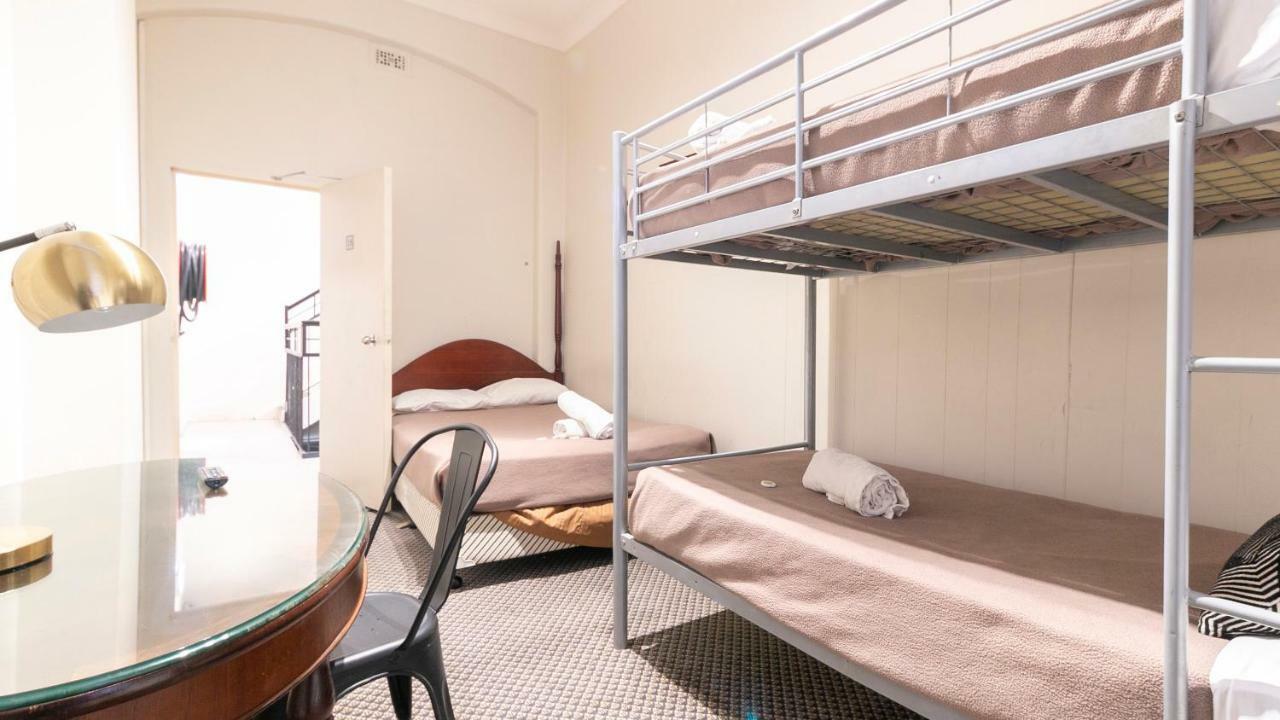 วูลโบรกเกอร์ส แอต ดาร์ลิง ฮาร์เบอร์ โฮเทล Hostel ซิดนีย์ ภายนอก รูปภาพ